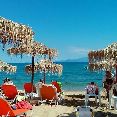 Luca Apartament PalaiónTsiflíkion