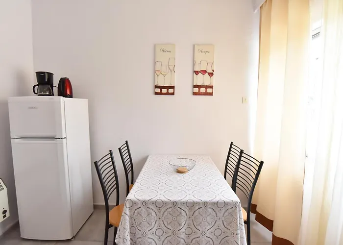 Appartamento Luca PalaiónTsiflíkion